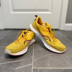 Saucony Kinvara 13 Men’s 11.5 Yellow Running Shoes S20723-16 Athletic